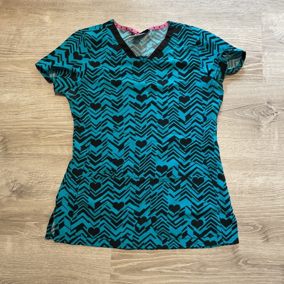 Heart soul scrub top XS - Picture 1 of 6